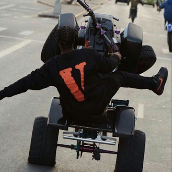 Meet your Posher, Joshua - Picture 1 of 1